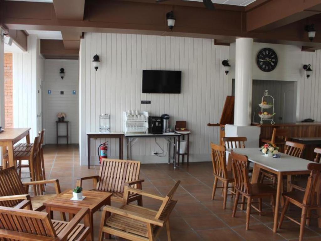 Hotel Baan Pimpisa Bang Sare Zewnętrze zdjęcie