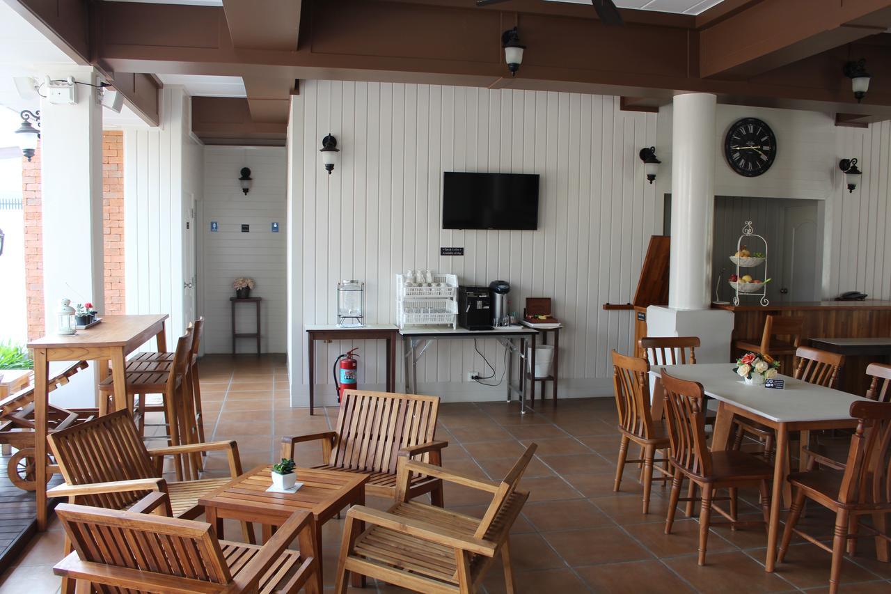Hotel Baan Pimpisa Bang Sare Zewnętrze zdjęcie