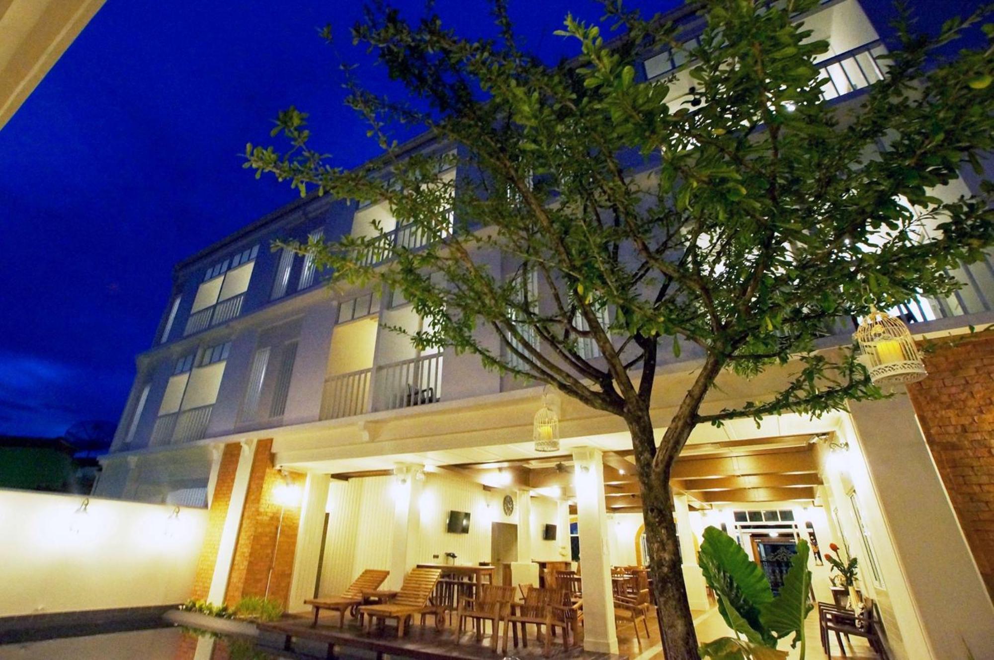 Hotel Baan Pimpisa Bang Sare Zewnętrze zdjęcie